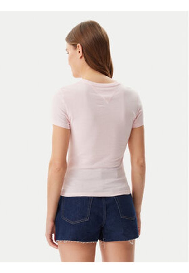 Tommy Jeans T-Shirt Essential DW0DW20316 Różowy Slim Fit. Kolor: różowy. Materiał: bawełna, wiskoza