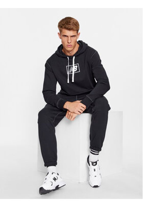 New Balance Bluza NB Essentials Hoodie MT33508 Czarny Regular Fit. Kolor: czarny. Materiał: syntetyk