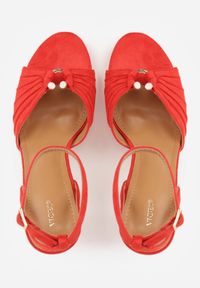 Born2be - Czerwone Sandały na Szpilce VICES z Marszczeniem i Metaliczną Aplikacją Nemenoe. Okazja: na wesele, na co dzień, na ślub cywilny. Zapięcie: pasek. Kolor: czerwony. Wzór: aplikacja. Obcas: na szpilce. Styl: casual, klasyczny, elegancki #4