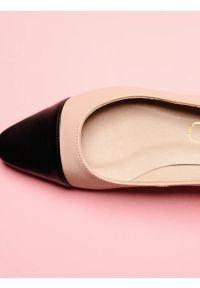 Ryłko - Beżowe baleriny z czarnym noskiem. Kolor: beżowy. Materiał: skóra. Styl: street #1