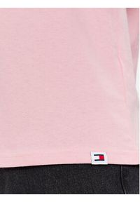 Tommy Jeans T-Shirt Varsity DM0DM18287 Różowy Regular Fit. Kolor: różowy. Materiał: bawełna #4