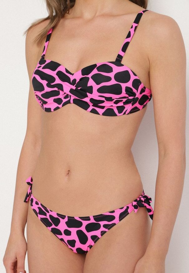 Born2be - Fuksjowe Bikini 3-częściowe Biustonosz i Dwie Pary Fig Milarella. Kolor: różowy. Wzór: gładki, aplikacja