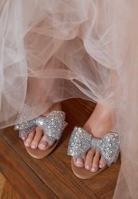 Renee - Brązowe Sandały Vices na Szpilce Ozdobione Cyrkoniową Kokardą Fenessa. Okazja: na randkę. Kolor: brązowy. Wzór: aplikacja. Sezon: lato. Obcas: na szpilce. Wysokość obcasa: średni #3