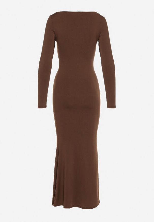 Born2be - Brązowa Sukienka z Wiskozą Ozdobiona Metalową Klamrą Refira. Okazja: na co dzień. Kolor: brązowy. Materiał: wiskoza. Wzór: aplikacja. Typ sukienki: proste. Styl: wizytowy, casual, elegancki