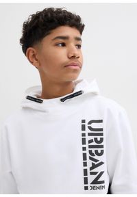 bonprix - Bluza z kapturem z czystej bawełny organicznej. Typ kołnierza: kaptur. Kolor: biały. Materiał: bawełna. Wzór: nadruk, napisy