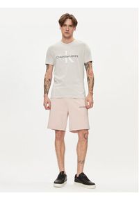 Calvin Klein Jeans T-Shirt J30J320806 Szary Slim Fit. Kolor: szary. Materiał: bawełna