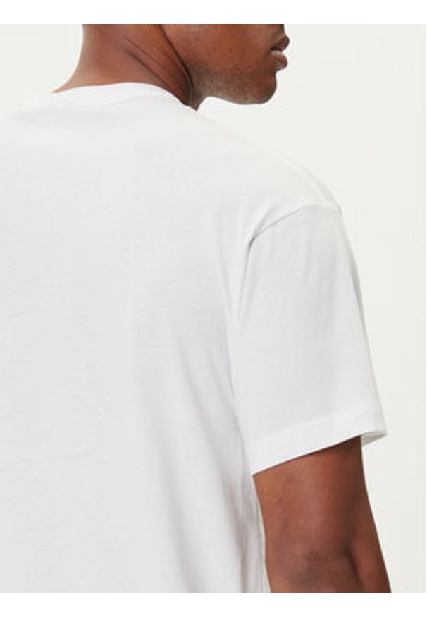Versace Jeans Couture T-Shirt 79GAHT08 CJ00T Biały Regular Fit. Kolor: biały. Materiał: bawełna
