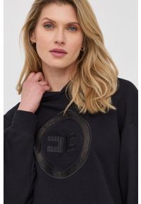 Elisabetta Franchi bluza damska kolor czarny z kapturem z aplikacją. Typ kołnierza: kaptur. Kolor: czarny. Materiał: dzianina. Wzór: aplikacja