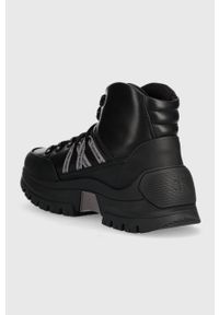 Calvin Klein Jeans sneakersy HIKING LACE UP BOOT LTH kolor czarny YM0YM00805. Nosek buta: okrągły. Zapięcie: sznurówki. Kolor: czarny. Materiał: guma #4