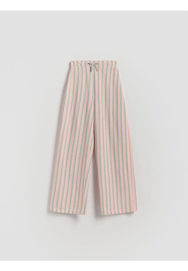 Reserved - Spodnie w paski - wielobarwny. Materiał: dzianina, bawełna, wiskoza. Wzór: paski