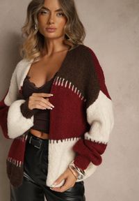 Renee - Bordowy Kardigan z Domieszką Wełny i Wiskozy w Patchworkowym Stylu Fesolinne. Okazja: na spacer. Kolor: czerwony. Materiał: wełna, wiskoza