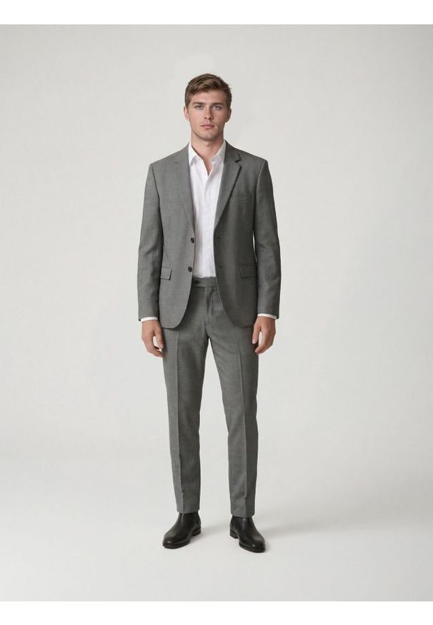 Reserved - Marynarka slim fit z dodatkiem wiskozy - ciemnoszary. Kolor: szary. Materiał: wiskoza