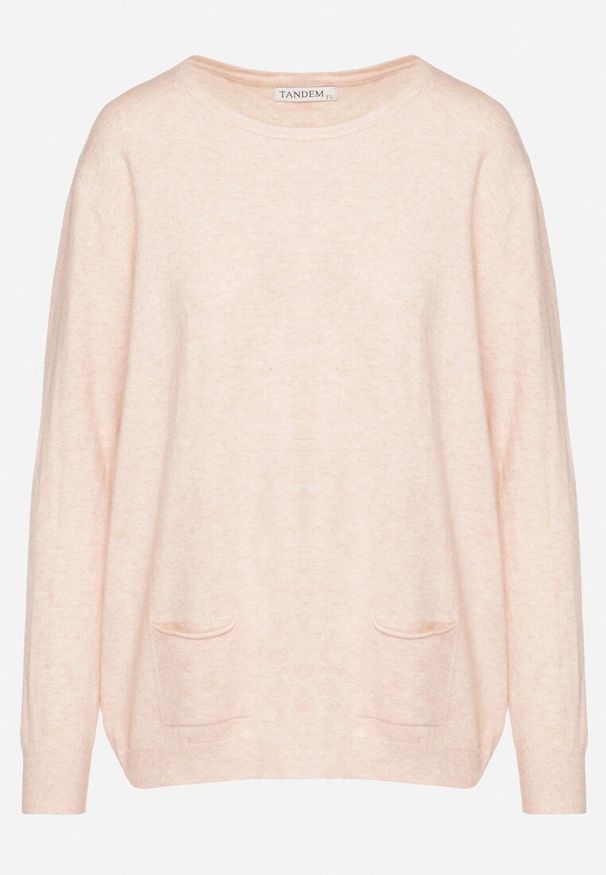 Born2be - Jasnoróżowy Sweter z Kaszmirem i Ozdobnymi Kieszeniami Sanarea. Okazja: na spacer, na co dzień. Kolor: różowy. Materiał: kaszmir. Długość rękawa: długi rękaw. Długość: długie. Styl: klasyczny, casual, elegancki