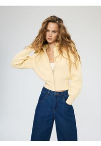 Reserved - Kardigan z zapięciem na zamek - jasnożółty. Kolor: żółty. Materiał: dzianina, wiskoza #1