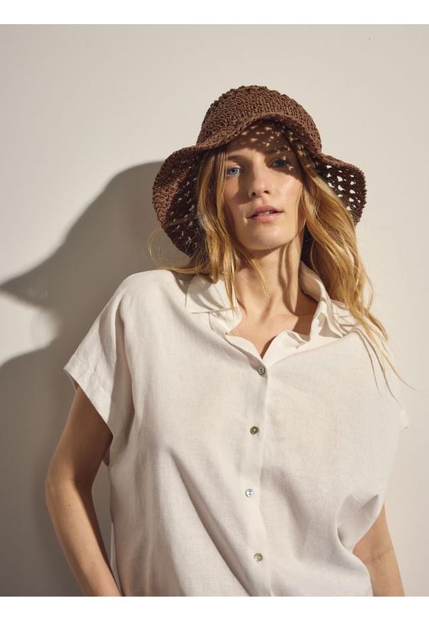 Reserved - Koszula z lnem - biały. Kolor: biały. Materiał: len