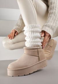 Born2be - Ciemnobeżowe Śniegowce na Grubej Podeszwie Zdobione Haftem Sewnella. Okazja: na co dzień. Zapięcie: bez zapięcia. Kolor: beżowy. Materiał: jeans. Wzór: aplikacja, haft. Sezon: zima, jesień. Styl: casual #7