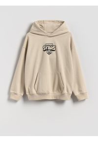 Reserved - Bluza Brawl Stars - beżowy. Kolor: beżowy. Materiał: bawełna, dzianina