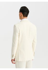 Pako Lorente - PAKO LORENTE - Beżowa marynarka garniturowa z lnem. Kolor: beżowy. Materiał: len. Wzór: gładki. Sezon: wiosna #8