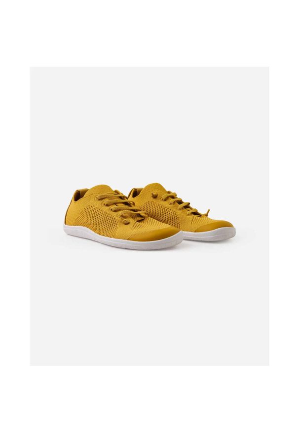 Buty sportowe dziecięce Reima Barefoot Astelu. Kolor: żółty, pomarańczowy, wielokolorowy. Sport: turystyka piesza