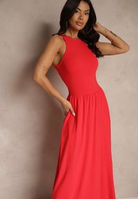 Renee - Czerwona Rozkloszowana Sukienka z Bawełny z Kieszeniami Lirevane. Okazja: na co dzień. Kolor: czerwony. Materiał: bawełna. Styl: klasyczny, elegancki, casual #5