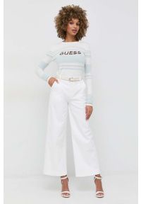 Guess jeansy Dakota damskie high waist. Stan: podwyższony. Kolor: biały #1