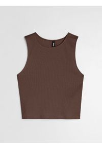 Sinsay - Bawełniany prążkowany top basic - brązowy. Kolor: brązowy. Materiał: prążkowany, bawełna