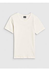 4f - T-shirt slim z prążkowanej dzianiny damski - biały. Okazja: na co dzień. Kolor: biały. Materiał: prążkowany, dzianina. Długość rękawa: krótki rękaw. Długość: krótkie. Wzór: jednolity, prążki. Styl: sportowy, casual, klasyczny