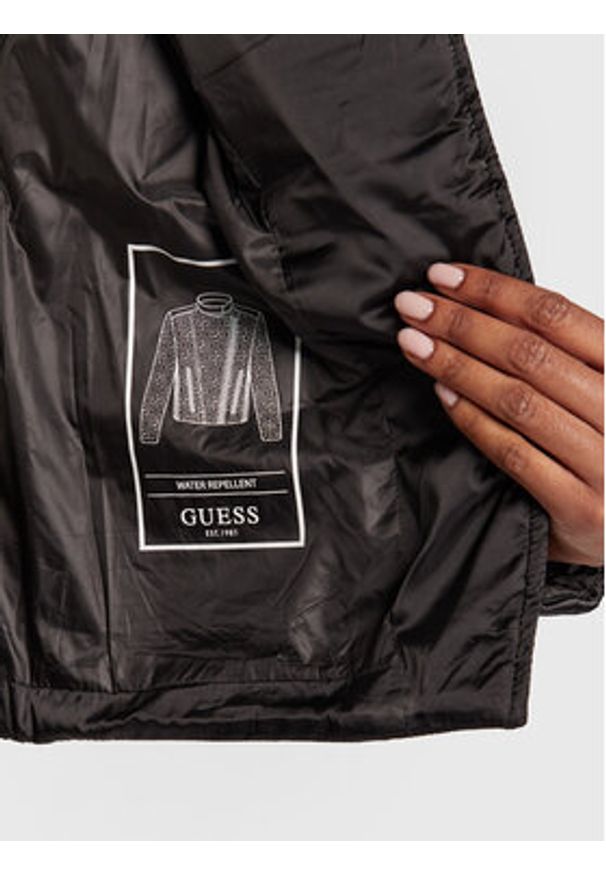Guess Kurtka przejściowa Marine W2BL31 WEWF0 Czarny Regular Fit. Kolor: czarny. Materiał: syntetyk. Styl: marine