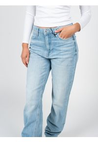 Guess Jeansy "Sexy Curve" | W2GA73D4MS1 | Kobieta | Niebieski. Okazja: na co dzień. Stan: obniżony. Kolor: niebieski. Sezon: lato. Styl: casual, elegancki, klasyczny #3