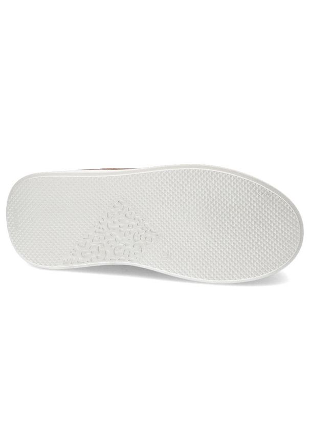 Brązowe Sneakersy Carinii Modne Buty Damskie. Okazja: na co dzień. Kolor: brązowy. Materiał: skóra. Szerokość cholewki: normalna. Wzór: aplikacja. Obcas: na platformie. Styl: casual