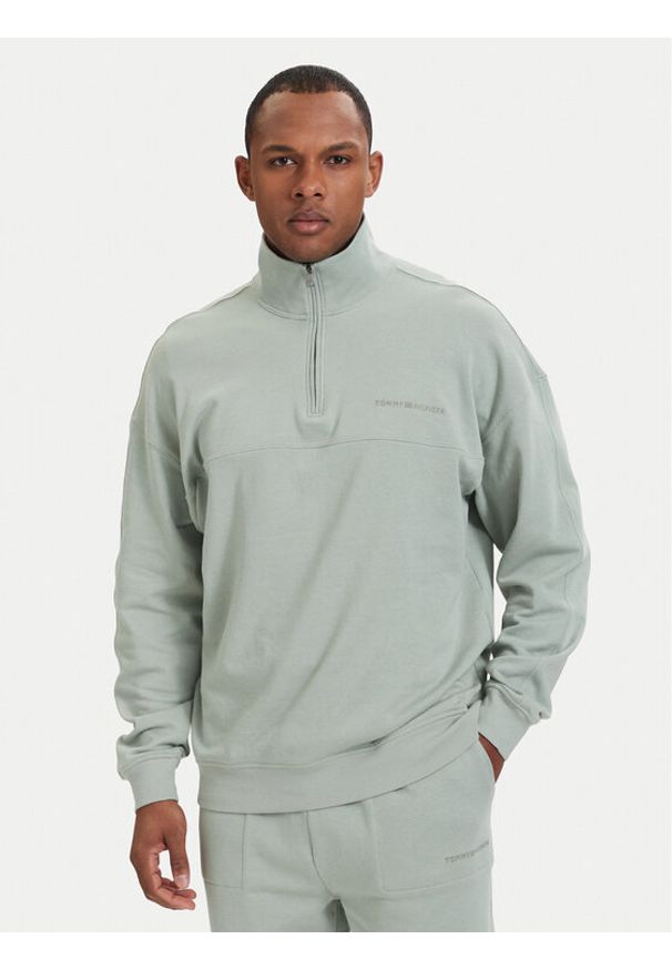 TOMMY HILFIGER - Tommy Hilfiger Bluza Essential UM0UM03909 Zielony jasny Regular Fit. Kolor: zielony. Materiał: bawełna