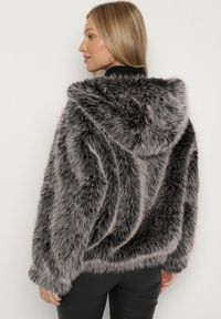 Born2be - Szara Futrzana Kurtka z Nieodpinanym Kapturem Lanellea. Okazja: na co dzień. Kolor: szary. Materiał: futro. Styl: casual, elegancki #5