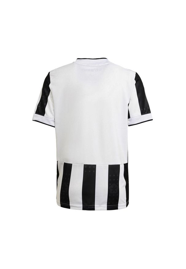 Adidas - Dom dziecka jersey Juventus 2021/22. Kolor: biały, czarny, wielokolorowy. Materiał: jersey. Sport: piłka nożna