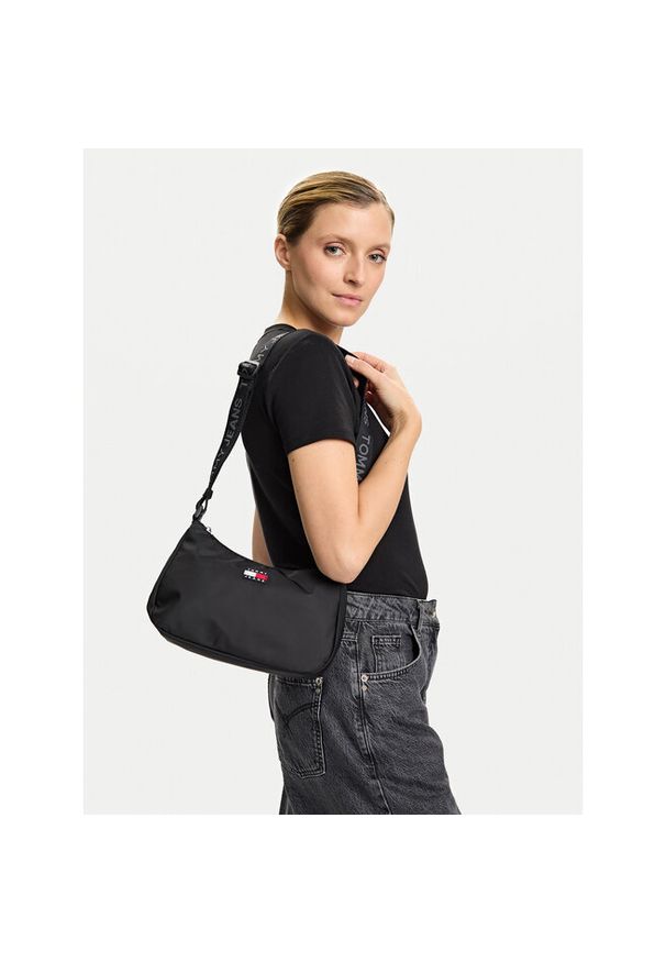 Torebka Tommy Jeans. Kolor: czarny