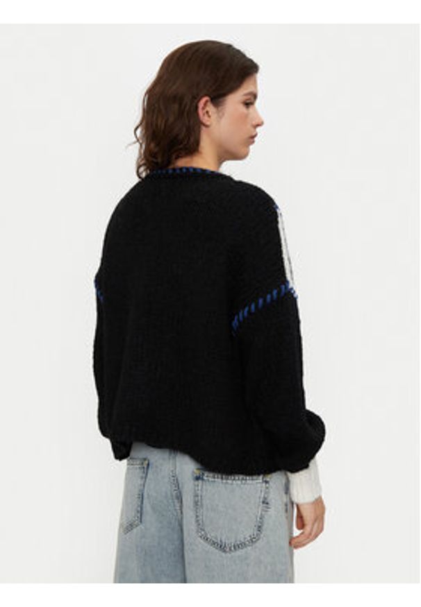 only - ONLY Kardigan Denise 15331399 Czarny Relaxed Fit. Kolor: czarny. Materiał: syntetyk