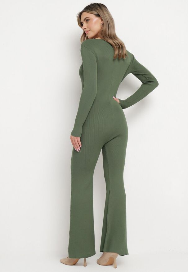 Born2be - Zielony Wiskozowy Kombinezon Bodycon z Prążkowaniem i Suwakiem Alnorema. Kolor: zielony. Materiał: wiskoza, prążkowany. Styl: elegancki