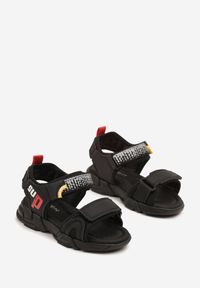 Born2be - Czarno-Czerwone Sportowe Sandały ze Skórzaną Wkładką i Napisami Saviore. Okazja: na co dzień, na spacer. Zapięcie: rzepy. Kolor: czarny. Materiał: skóra. Wzór: napisy. Styl: sportowy #3