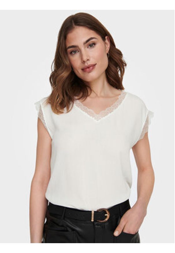 only - ONLY Bluzka Jasmina 15252241 Biały Regular Fit. Kolor: biały. Materiał: wiskoza
