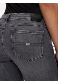 Tommy Jeans T-Shirt Essential DW0DW18397 Czarny Slim Fit. Kolor: czarny. Materiał: bawełna