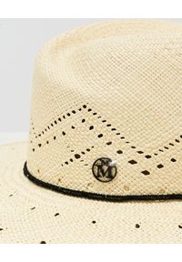 MAISON MICHEL PARIS - Słomiany kapelusz Virginie. Kolor: beżowy. Materiał: lakier. Wzór: aplikacja. Sezon: lato