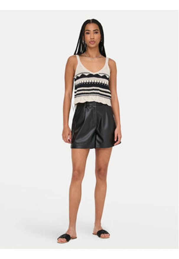 only - ONLY Top Merida 15344404 Czarny Regular Fit. Kolor: czarny. Materiał: syntetyk