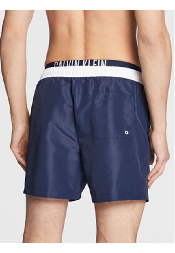 Calvin Klein Swimwear Szorty kąpielowe KM0KM00791 Granatowy Regular Fit. Kolor: niebieski. Materiał: syntetyk