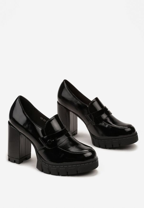 Renee - Czarne Półbuty w Stylu Loafersów na Słupku z Platformą i Skórzaną Wkładką Xailla. Kolor: czarny. Materiał: skóra. Obcas: na platformie