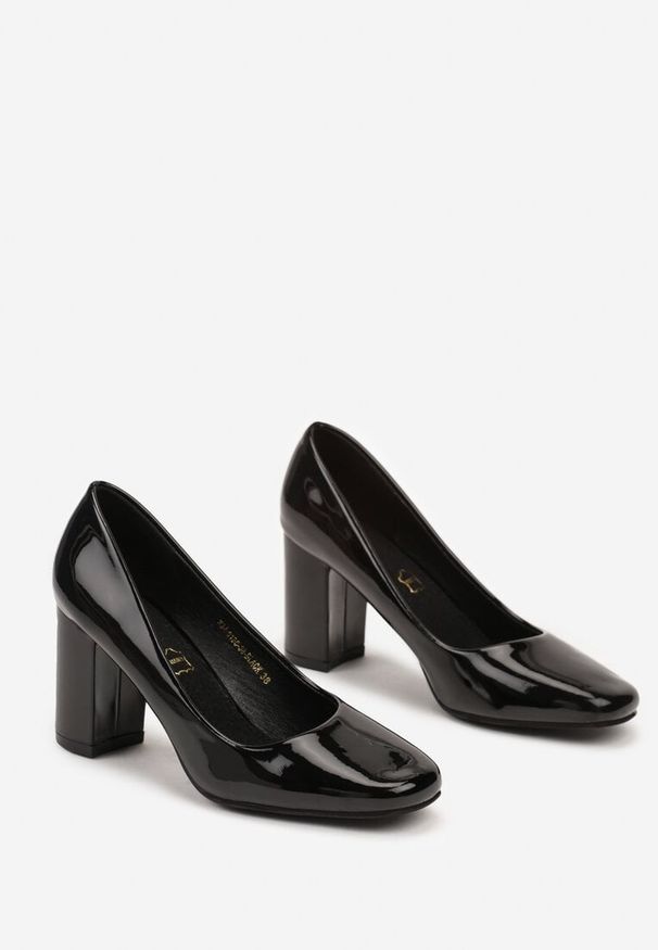 Renee - Czarne Czółenka Lakierowane na Słupku z Wkładką ze Skóry Naturalnej Naorine. Okazja: do pracy, na spotkanie biznesowe. Kolor: czarny. Materiał: skóra, lakier. Obcas: na słupku. Styl: wizytowy, biznesowy, elegancki