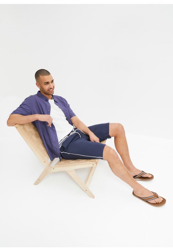 bonprix - Koszula z krótkim rękawem z przewiewnej mieszanki lnu. Kolor: niebieski. Materiał: len. Długość rękawa: krótki rękaw. Długość: krótkie. Sezon: lato