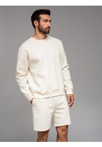 Ombre Clothing - Klasyczna bluza dresowa unisex z okrągłym dekoltem – kremowa V2 OU-SNBC-0104 - XL/XXL. Kolor: kremowy. Materiał: dresówka. Wzór: aplikacja. Styl: klasyczny
