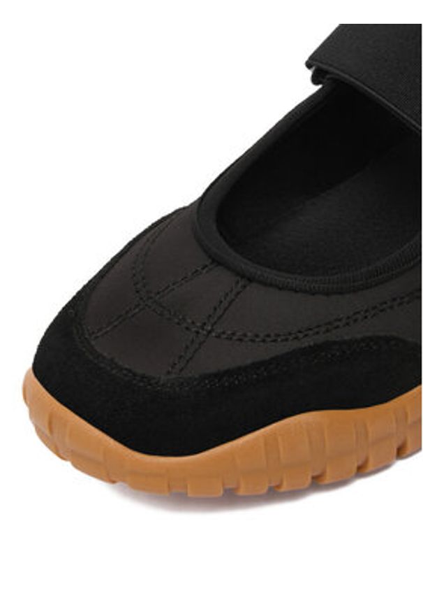 Badura Sneakersy EO-AILA-YB25D32-1 Czarny. Kolor: czarny. Materiał: materiał