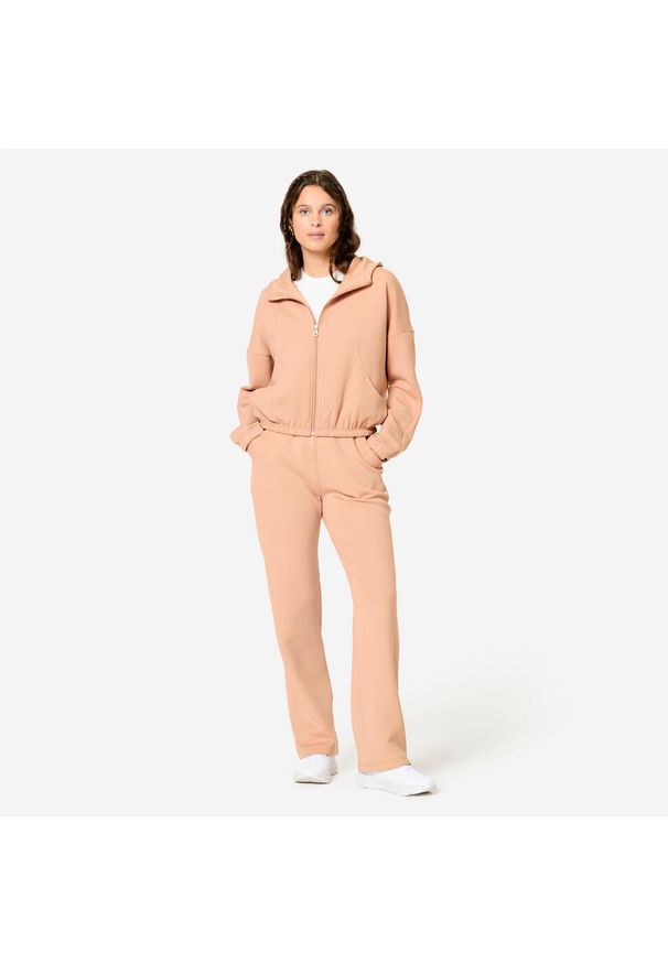 DOMYOS - Bluza z kapturem damska Domyos fitness. Typ kołnierza: kaptur. Kolor: beżowy. Materiał: lyocell, elastan, poliester, materiał. Sport: fitness