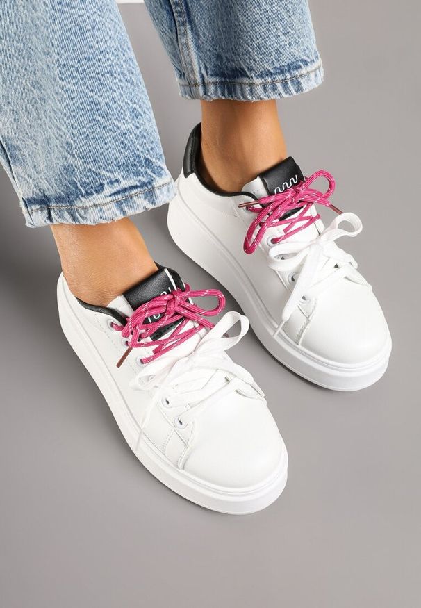 Born2be - Biało-Czarne Sneakersy Ozdobione Podwójnym Wiązaniem Zdivane. Kolor: biały. Wzór: aplikacja