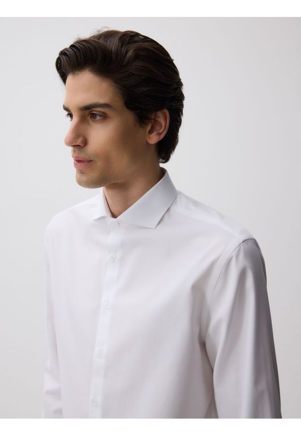 Reserved - Koszula slim z bawełny egipskiej - biały. Kolor: biały. Materiał: bawełna